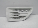 Land Rover Range Rover Sport L320 05-13 Side Vent Grill RA32R001P08 2005,2006,2007,2008,2009,2010,2011,2012,2013Range Rover Sport L320 05-13 Side Vent Grill RA32R001 DRIVER  RA32R001P08 RA32R001P08     GOOD