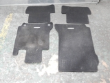 MERCEDES C220 MK3 4Dr 08-14 FLOOR MATS  2008,2009,2010,2011,2012,2013,2014MERCEDES C220 MK3 4Dr 08-14 FLOOR MATS       GOOD