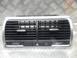 Audi Q7 Mk1 06-08 AIR VENT DRIVER FRONT CENTRE 2006,2007,2008Audi Q7 Mk1 06-08 AIR VENT DRIVER FRONT CENTRE 4L0820951 4L0820951     GOOD