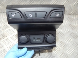 Hyundai Ix35 Mk2 5dr 10-15 HEATED SEAT SWITCH 846202Y920 2010,2011,2012,2013,2014,2015Hyundai Ix35 Mk2 5dr 10-15 HEATED SEAT SWITCH WITH AUX PORT 846202Y920 846202Y920     GOOD