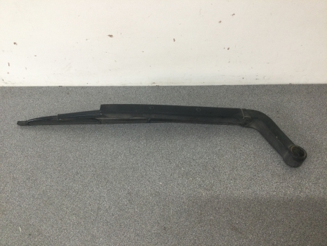 LAND ROVER DISCOVERY 4 REAR WIPER ARM REF PX60
