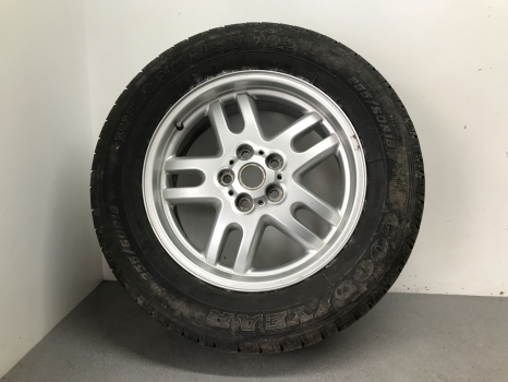 RANGE ROVER L322 ALLOY WHEEL WITH TYRE 255 60 18 REF HG54 SP