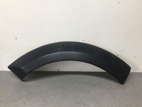 LAND ROVER DISCOVERY 3 WHEEL ARCH TRIM DRIVER SIDE REAR BODY REF LG05