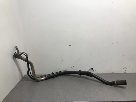 FUEL NECK FILLER PIPE DISCOVERY 3 REF AX05