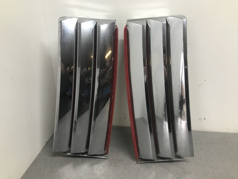 RANGE ROVER L322 WING VENTS PAIR REF CTC