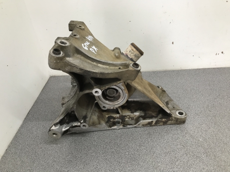 WATER PUMP AND MOUNT LAND ROVER DISCOVERY 2 TD5 PEU102780 REF CK03 PX