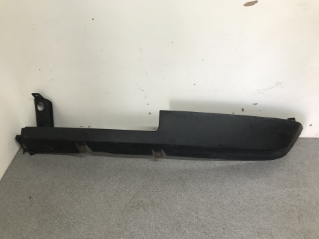 FRONT BUMPER LOWER TRIM RANGE ROVER L322 PASSENGER SIDE PRE FACELIFT REF N80