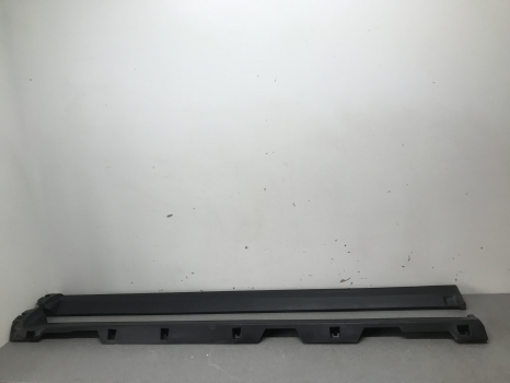 LAND ROVER DISCOVERY SPORT L550 SILL COVERS REF AF17