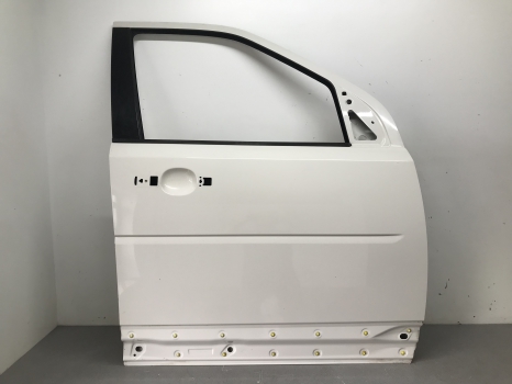 FRONT DOOR DRIVER SIDE ALASKA WHITE LAND ROVER FREELANDER 2 REF HG10