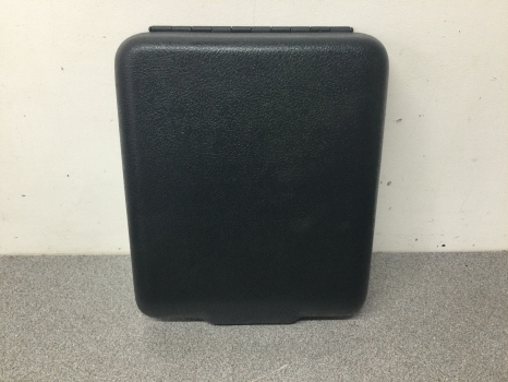 LAND ROVER DISCOVERY 2 TD5 CENTRE CONSOLE LID BLACK REF ST53