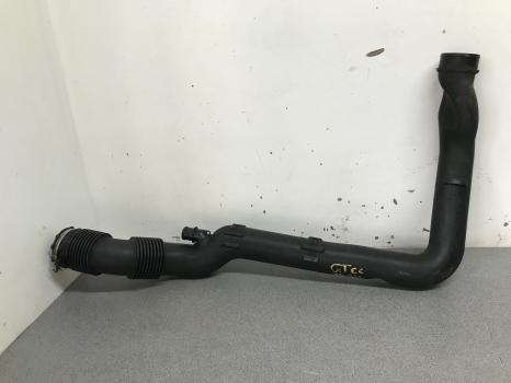 INTERCOOLER PIPE HOSE DISCOVERY 4 TDV6 3.0 AH227990AB REF SK59