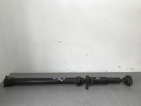 LAND ROVER DISCOVERY 3 AND 4 REAR PROPSHAFT TDV6 2.7 3.0 SPARES OR REPAIR REF SR