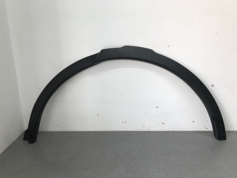 LAND ROVER DISCOVERY SPORT L550 WHEEL ARCH TRIM DRIVER SIDE FRONT REF AF17