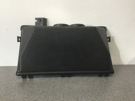 LAND ROVER DISCOVERY 3 ECU COVER YQH000244 REF AP05