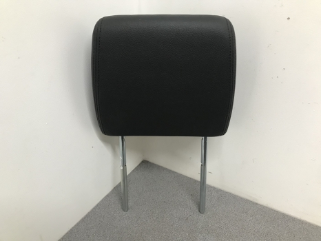 LAND ROVER DISCOVERY 3 HEADREST REAR DRIVER SIDE REF GV07