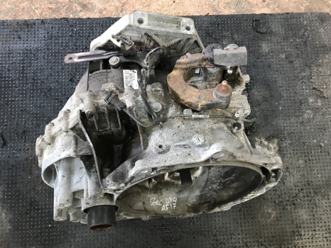 LAND ROVER DISCOVERY SPORT L550 GEARBOX MANUAL 2.0 DIESEL GK7R7002CB REF AF17
