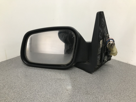 DISCOVERY 300 TDI WING MIRROR PASSENGER SIDE SPARES OR REPAIR REF M424 
