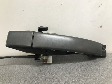 LAND ROVER DISCOVERY 4 DOOR HANDLE PASSENGER SIDE REAR REF LH12