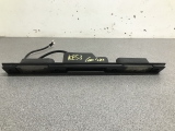 LAND ROVER RANGE ROVER TD6 HSE 6 DOHC ESTATE 5 DOOR 2002-2012 TAILGATE HANDLE BLACK  2002,2003,2004,2005,2006,2007,2008,2009,2010,2011,2012TAILGATE HANDLE SWITCH RANGE ROVER L322 REF KE53      GOOD