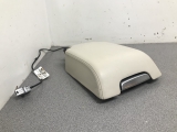 LAND ROVER RANGE ROVER SPORT SDV6 HSE E5 6 DOHC ESTATE 5 DOOR 2011-2013 CENTRE CONSOLE (AROUND HANDBRAKE)  2011,2012,2013CENTRE CONSOLE ARM REST LID RANGE ROVER SPORT REF LG12      GOOD