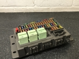 MINI HATCH COOPER S E3 4 SOHC 2002-2006 1598 FUSE BOX (BODY ECU) 6 906 600-02 2002,2003,2004,2005,2006MINI INTERIOR FOOTWELL FUSE BOX CONTROL 6 906 600-02 R53 COOPER S REF HS03 6 906 600-02     GOOD