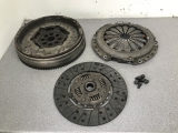 LAND ROVER FREELANDER ED4 XS E5 4 DOHC ESTATE 5 DOOR 2011 2179 FLYWHEEL DUAL MASS  2011DUAL MASS FLYWHEEL CLUTCH KIT FREELANDER2 FREELANDER 2 TD4 2.2 REF HJ11      GOOD