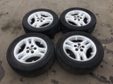LAND ROVER DISCOVERY TD5 GS 7STR 5 SOHC ESTATE 5 DOOR 1998-2004 ALLOY WHEELS - SET  1998,1999,2000,2001,2002,2003,2004LAND ROVER DISCOVERY2 DISCOVERY 2 TD5 ALLOY WHEELS WITH TYRES 255 55 18 REF FM52       GOOD