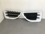LAND ROVER DISCOVERY TD5 GS 7STR E3 5 SOHC ESTATE 5 DOOR 2005-2013 WING (PASSENGER SIDE) SILVER  2005,2006,2007,2008,2009,2010,2011,2012,2013WING VENTS RANGE ROVER SPORT EXCLUSIVE PRE FACELIFT REF AY08      GOOD