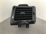 LAND ROVER DISCOVERY TD5 GS 7STR E3 5 SOHC ESTATE 5 DOOR 2005-2013 CENTRE AIR VENTS JBD500180XXX 2005,2006,2007,2008,2009,2010,2011,2012,2013DASHBOARD VENT DRIVER SIDE RANGE ROVER SPORT JBD500180XXX REF AY08 JBD500180XXX     GOOD