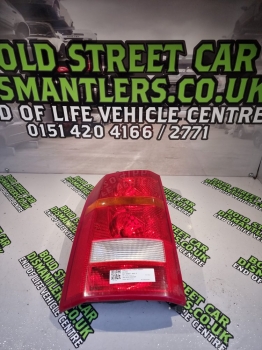 Land Rover Discovery Body Style 2004-2009 Rear/tail Light On Body (passenger Side) 0003570951 2004,2005,2006,2007,2008,2009Land Rover Discovery3 2004-2009 Rear/tail Light On Body (passenger Side) 0003570951     Used