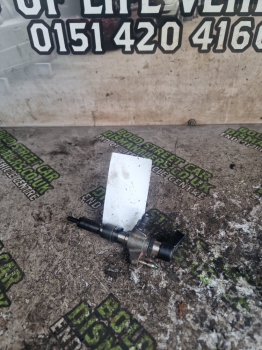 PEUGEOT 3008 Allure E-hdi Fap E5 4 Sohc 2009-2016 1560  INJECTOR (DIESEL)  2009,2010,2011,2012,2013,2014,2015,2016Peugeot 3008 Allure E-hdi Fap E5 4 Sohc 2009-2016 1560  Injector (diesel)      Used