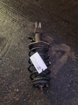 Peugeot 307 - 308 - Partner - Berlingo - Sr 2006-2016 STRUT/SHOCK/LEG (FRONT PASSENGER SIDE)  2006,2007,2008,2009,2010,2011,2012,2013,2014,2015,2016Peugeot 307 - 308 - Partner - Berlingo - Sr 2006-2016 STRUT/SHOCK/LEG (FRONT PASSENGER SIDE)      Used