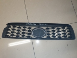 DAIHATSU TERIOS MK2 2006-2017 FRONT CENTRE GRILLE 2006,2007,2008,2009,2010,2011,2012,2013,2014,2015,2016,2017DAIHATSU TERIOS MK2  2006-2017 FRONT CENTRE GRILLE 53111-B4040     POOR