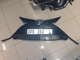 TOYOTA AYGO MK2 2014-2022 FRONT CENTRE GRILLE 2014,2015,2016,2017,2018,2019,2020,2021,2022TOYOTA AYGO MK2  2014-2022 FRONT CENTRE GRILLE  52112-0H020 52112-0H020     GOOD