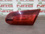 VOLKSWAGEN EOS CONVERTIBLE REAR/TAIL LIGHT ON TAILGATE (DRIVERS SIDE) 2006-2008 2006,2007,2008VOLKSWAGEN EOS CONVERTIBLE REAR/TAIL LIGHT ON TAILGATE DRIVERS SIDE 2006-2008      GOOD