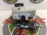 Nissan Navara D40 2010-2015 2.5  Brake Master Cylinder (abs) 460105X00A. 2797 2010,2011,2012,2013,2014,20152012 Nissan Navara D40 Brake Master Cylinder P/N 460105X00A 2010-2015 460105X00A. 2797 CYLINDER     GOOD