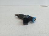 Vauxhall Astra J 2009-2014 Fuel Injector 2009,2010,2011,2012,2013,2014Vauxhall Astra J 2009-2014 Fuel Injector 55562599     Used