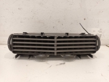 Vauxhall Astra H 2004-2010 CENTRE AIR VENTS. 2004,2005,2006,2007,2008,2009,2010Vauxhall Astra H 5 DOOR ESTATE 2004-2010 CENTRE AIR VENTS. 24465731 24465731     Used