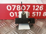 Mercedes Sl 280 1989-2002 ROOF FOLDING BRACKET SWITCH 1989,1990,1991,1992,1993,1994,1995,1996,1997,1998,1999,2000,2001,2002Mercedes Sl 280 1989-2002 ROOF FOLDING BRACKET SWITCH 1296940005 1296940005     Used