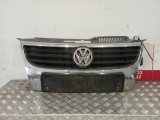 Volkswagen Eos Tdi E4 4 Sohc 2006-2008 Front Bumper Grill Panel 2006,2007,2008Volkswagen Eos Tdi E4 4 Sohc 2006-2008 Front Bumper Grill Panel 1Q0853761A 1Q0853761A     Used