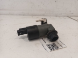 Renault Clio 1998-2008 Washer Pump 1998,1999,2000,2001,2002,2003,2004,2005,2006,2007,2008RENAULT CLIO MK3 GT LINE TOMTOM DCI 2010-2012 WINDSCREEN WASHER PUMP 8200067015 9641553880     Used