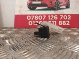 Vauxhall Corsa Sri 1.4 Petrol 2010-2014 AUXILLARY CONNECTOR JACK 2010,2011,2012,2013,2014Vauxhall Corsa Sri 1.4 Petrol 2010-2014 AUXILLARY CONNECTOR JACK 25832461  25832461     Used