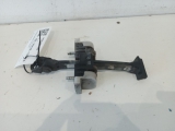 Vauxhall Insignia A (facelift) 2013-2016 CHECK STRAP DOOR 2013,2014,2015,2016Vauxhall Insignia A (facelift) 2013-2016 REAR DRIVER DOOR CHECK STRAP 13229108 13229108     Used