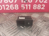 Vauxhall Zafira B 1.9l Diesel 2005-2014 O/S/R ELECTRIC WINDOW SWITCH  2005,2006,2007,2008,2009,2010,2011,2012,2013,2014Vauxhall Zafira B 1.9l Diesel 2005-2014 O/S/R ELECTRIC WINDOW SWITCH 13228711 13228711     Used