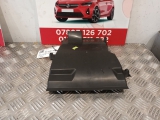 Vauxhall Vivaro 2900 Cdti Sportive Lwb Dcb E5 4 Dohc 2006-2014 AIR DUCT HOUSING COVER 2006,2007,2008,2009,2010,2011,2012,2013,2014Vauxhall Vivaro/Traffic 2006-2014 AIR DUCT HOUSING COVER 93854140 93854140     Used