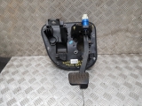 IVECO DAILY 2.3 DIESEL SEMI AUTO 2009-2014 PEDAL BOX 6 Month Warr 2009,2010,2011,2012,2013,201411-14 IVECO DAILY 2.3 DIESEL AUTOMATIC BRAKE PEDAL BOX 5801264943 6 MONTH WARRAN 5801264943     Used