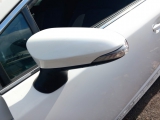 Toyota Avensis 4 Door Saloon 2015-2019 1.6 DOOR MIRROR ELECTRIC (PASSENGER SIDE)  2015,2016,2017,2018,2019Toyota Avensis 2015-2019 DOOR MIRROR PASSENGER SIDE POWER FOLD WHITE 040      Used