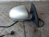 Volkswagen Passat 4 Door Saloon 2005-2010 1896CC Door Mirror Electric (driver Side)  2005,2006,2007,2008,2009,2010Volkswagen Passat 2005-2010 DOOR WING MIRROR ELECTRIC DRIVER SILVER      Used