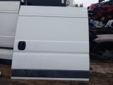 Peugeot BOXER AMBULANCE 2015-2021 SLIDING DOOR (PASSENGER SIDE) WHITE  2015,2016,2017,2018,2019,2020,2021Peugeot BOXER Relay Ducato 2015-2021 Sliding Side Door Passenger WHITE       Used