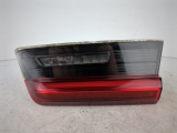 Bmw 330 3 Series M Sport E6 4 Dohc Saloon 4 Door 2019-2024 REAR/TAIL LIGHT ON TAILGATE (DRIVERS SIDE) H8795584207 2019,2020,2021,2022,2023,2024Bmw 330 Series M Sport 2019-2024 Rear Tail Light On Tailgate (Driver Side)  H8795584207     GOOD 